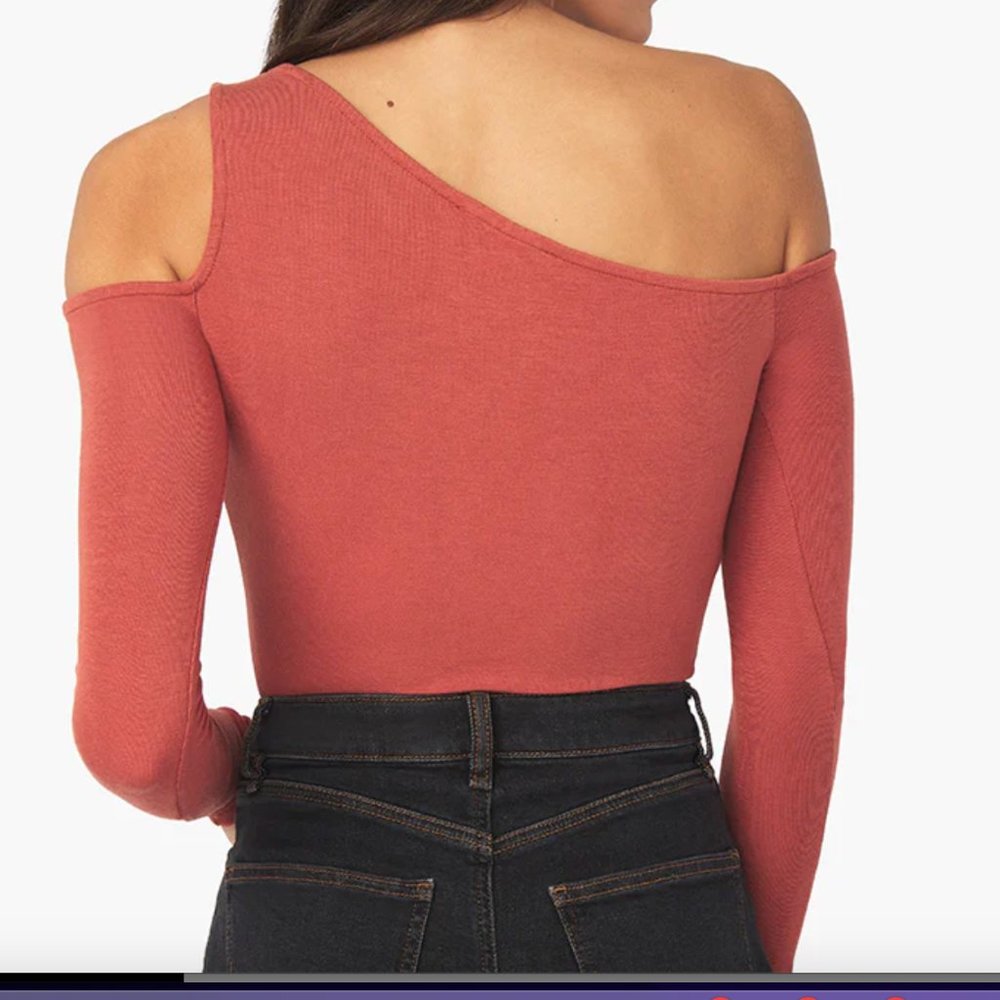 Cold Shoulder Rib Top / WeWoreWhat - Picture 2 of 4